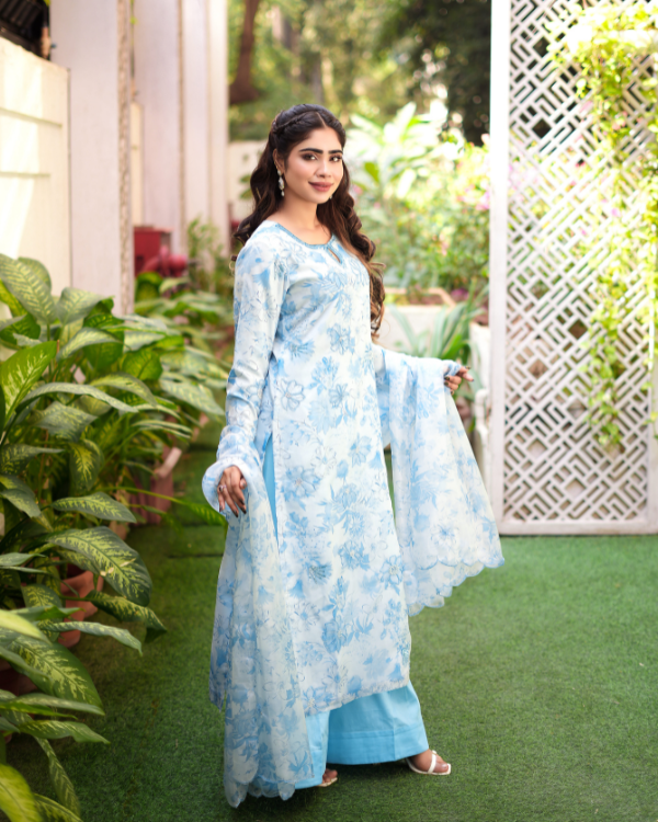 White indian ethnic wear