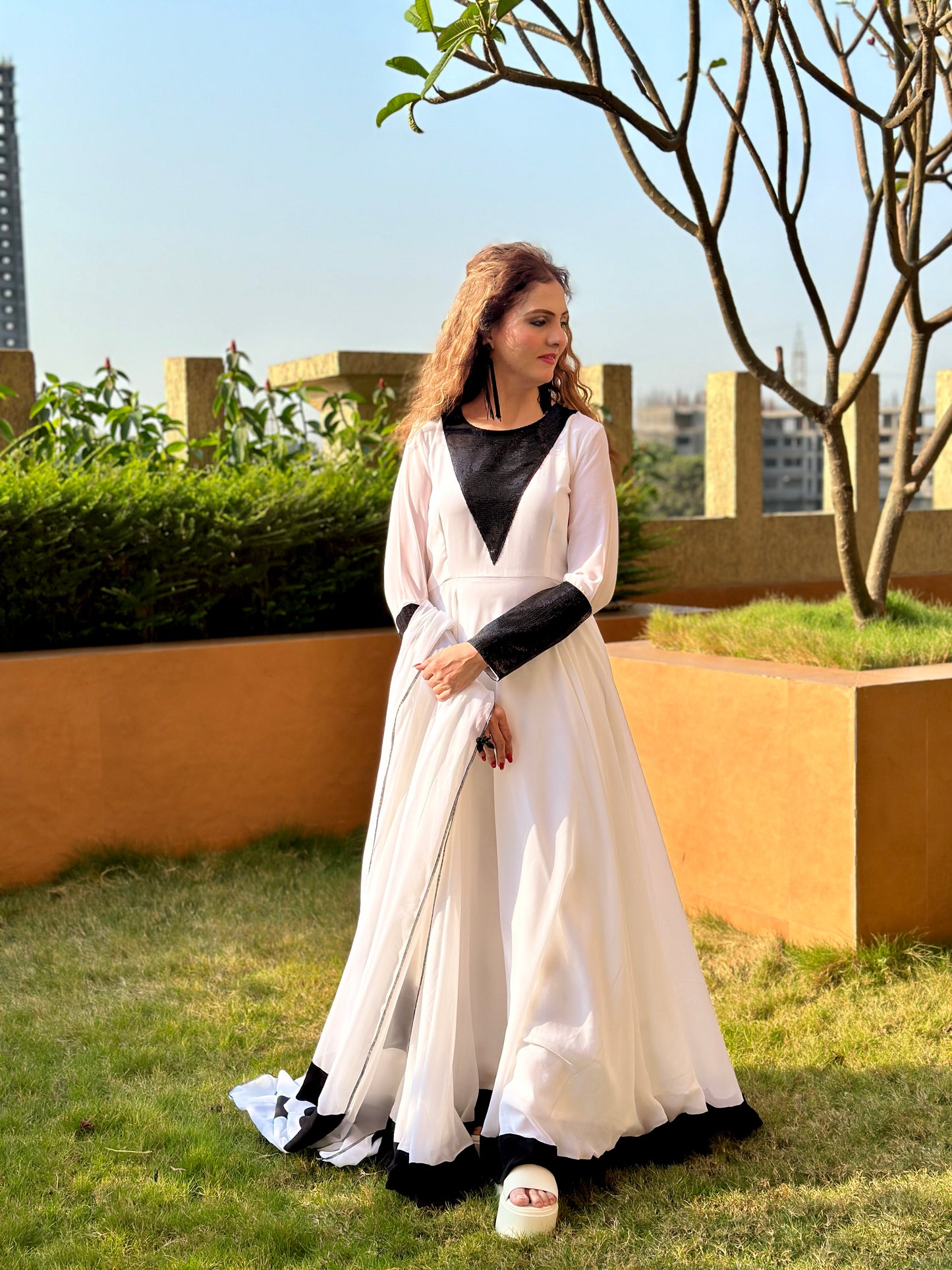 WHITE ANARKALI