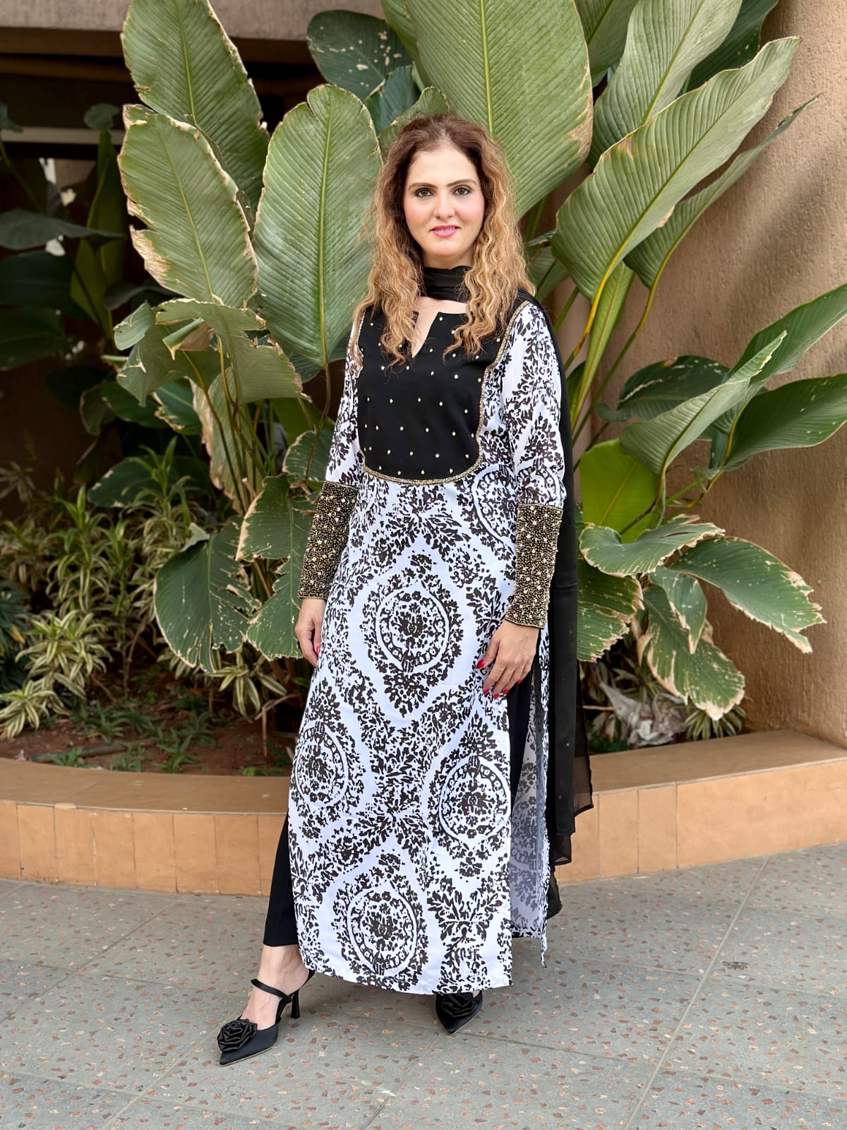 BLACK-WHITE PAKISTANI SUIT