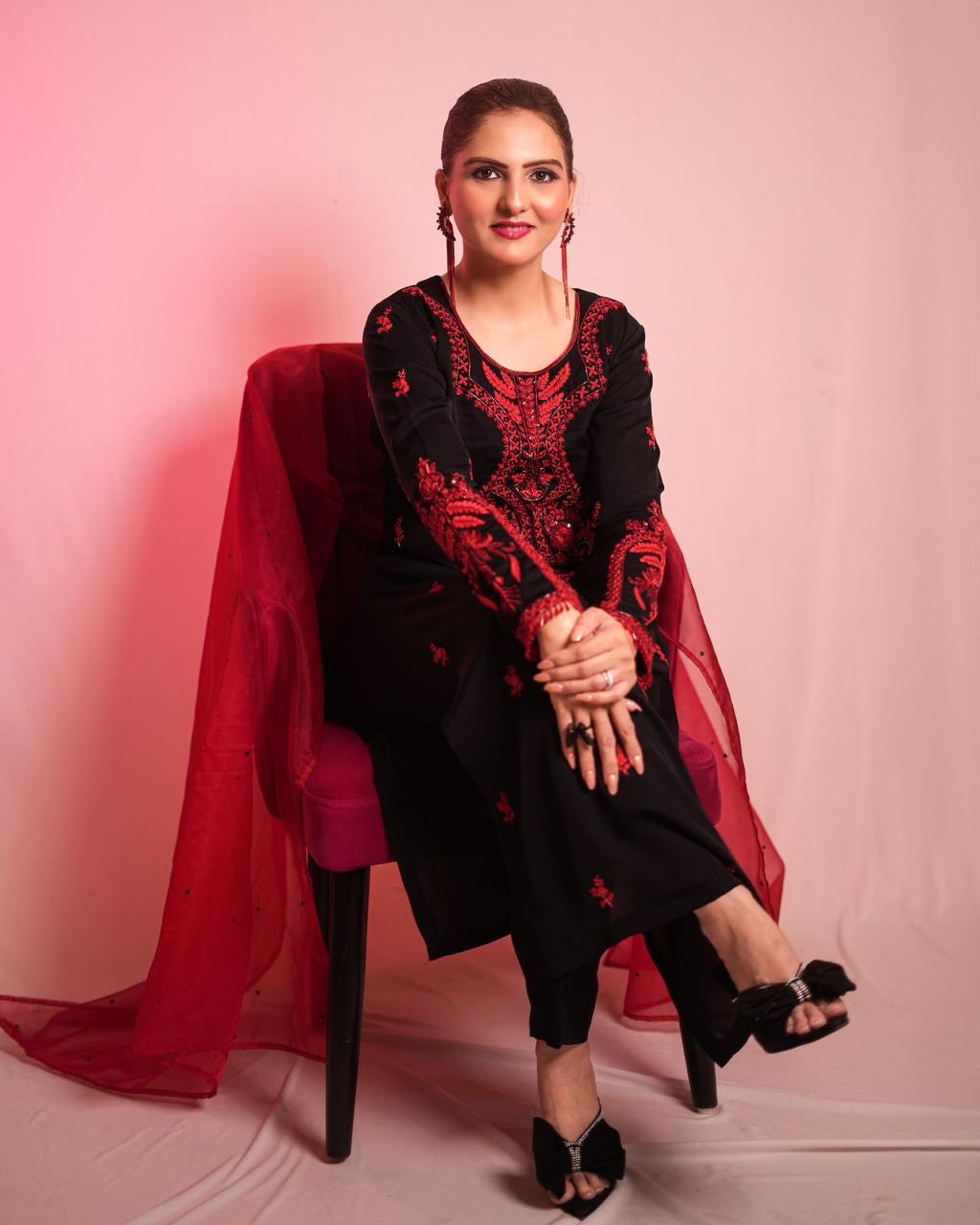 BLACK PAKISTANI SUIT