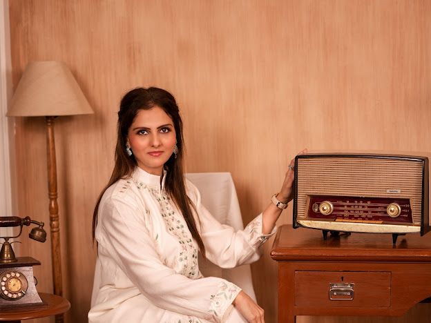 WHITE INDIAN ETHNIC WEAR