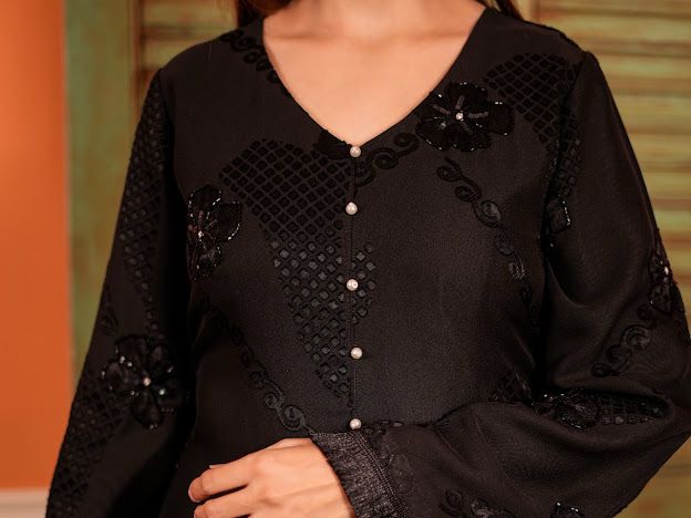 BLACK INDIAN ETHNIC WEAR