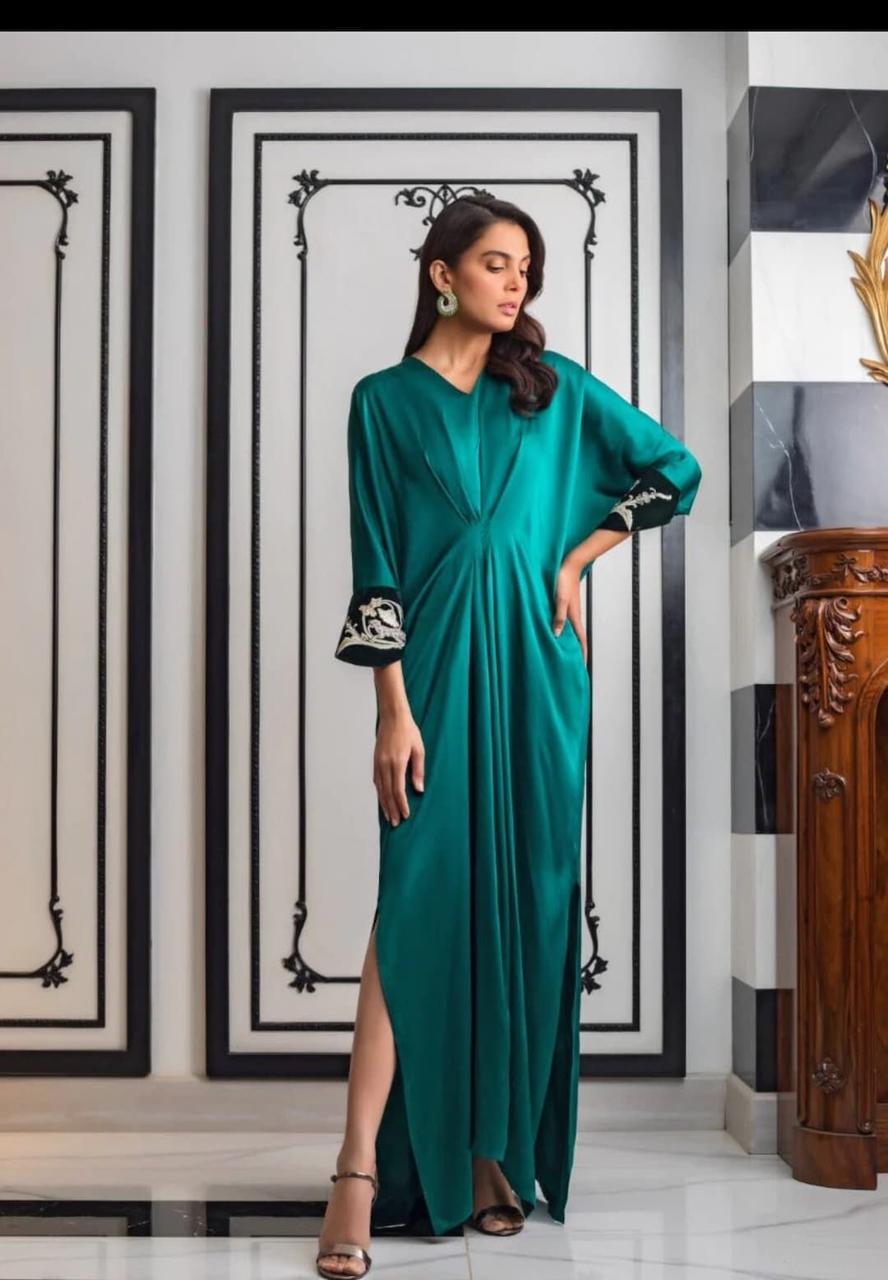 The green kaftan